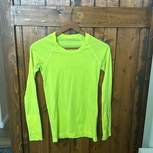 Lululemon Swiftly Tech Long Sleeve 2.0, Size 4
